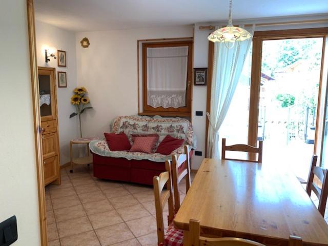 Chalet Arianna Apartment Молвена Екстериор снимка